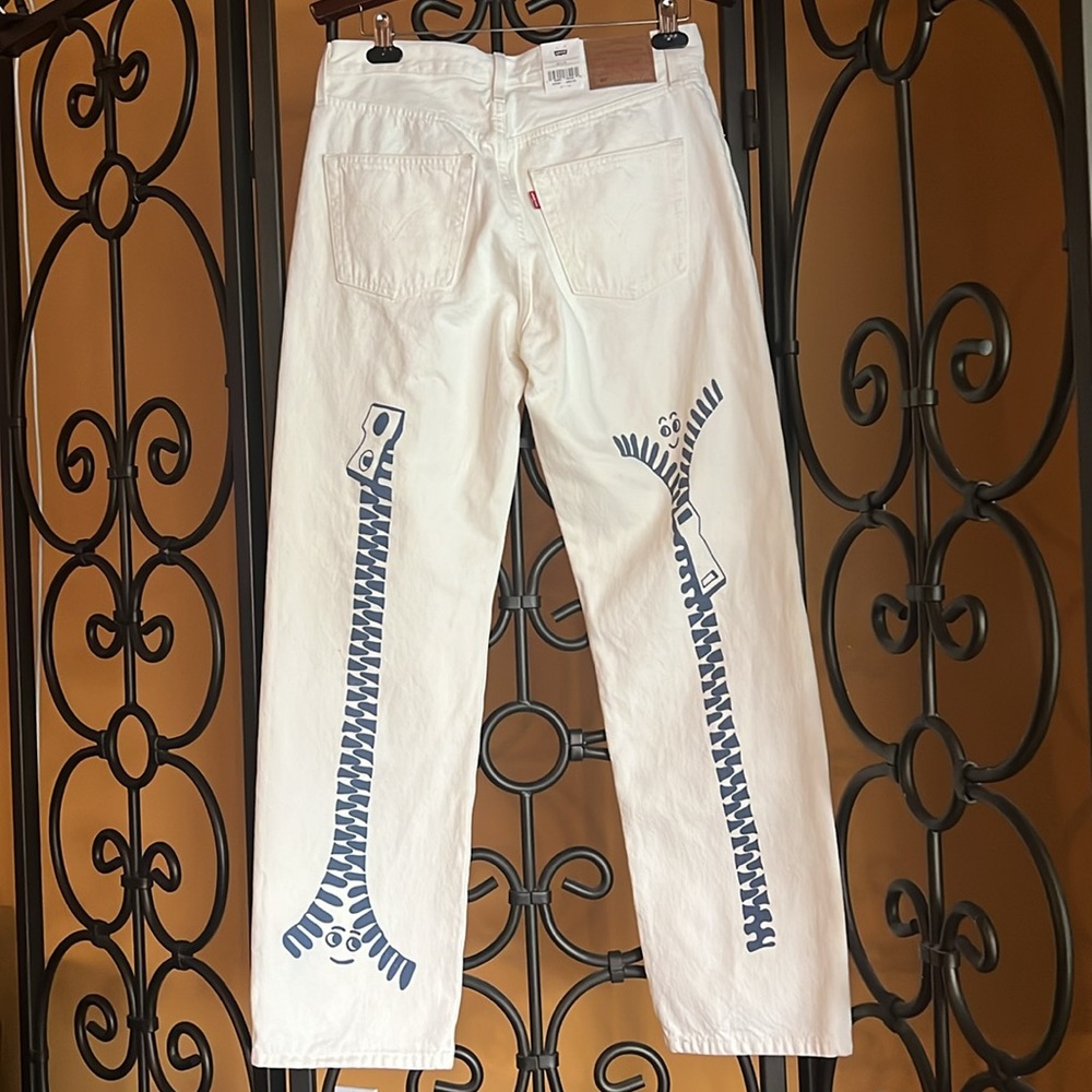 LEVI’S 501 90’s Crazy Legs Summer of Love Collection - Picture 3 of 16